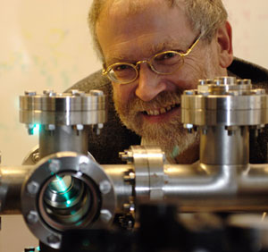 Anton Zeilinger adalah Profesor Fisika di Universitas Wina. Gambar: Jaqueline Godany.